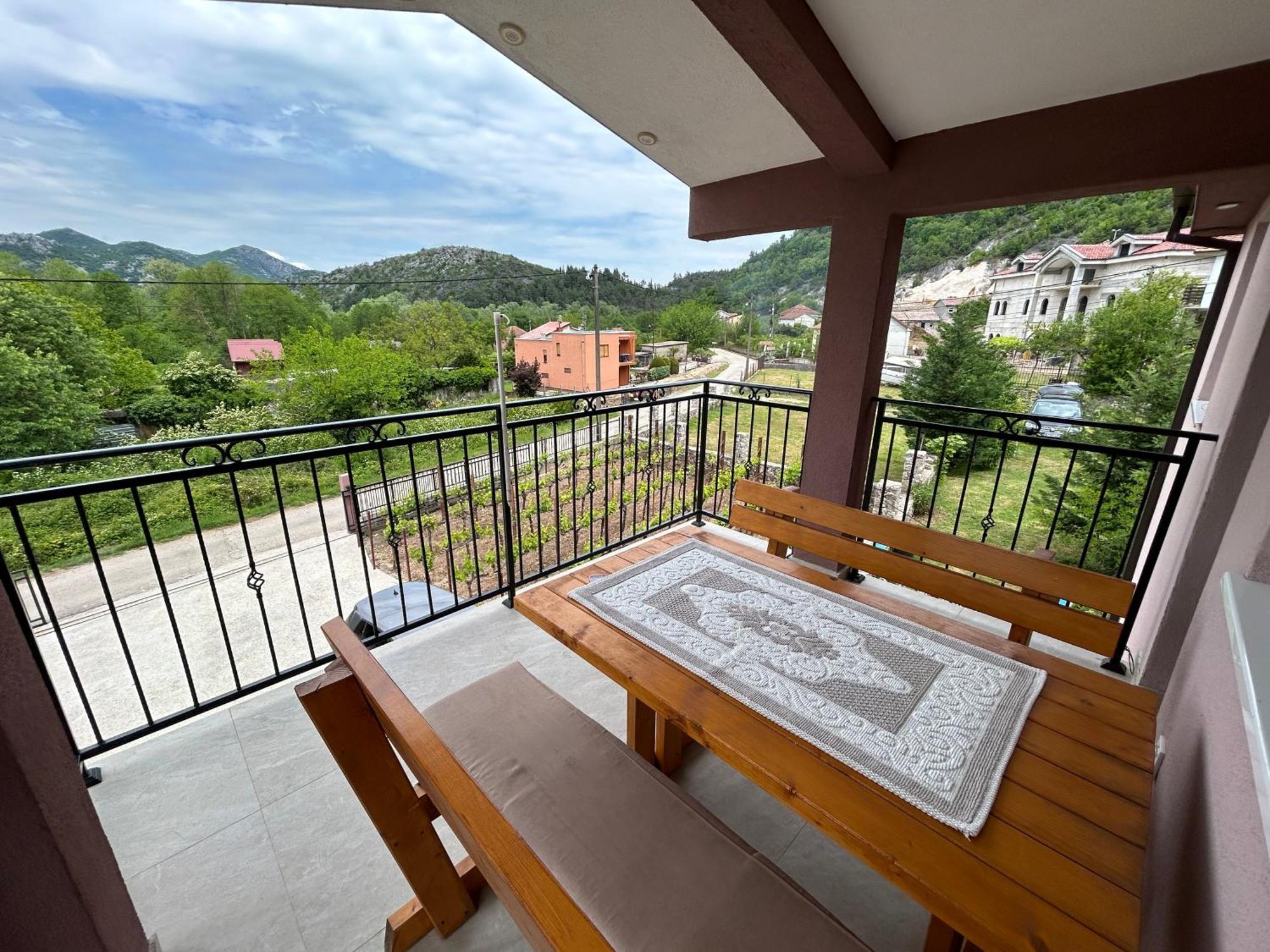Green Field Apartments Virpazar Exterior foto